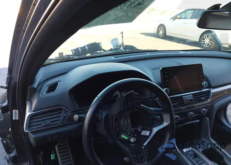 2018 Honda Accord Sport 2.0T from USA, damaged, VIN 1HGCV2F39JA041476